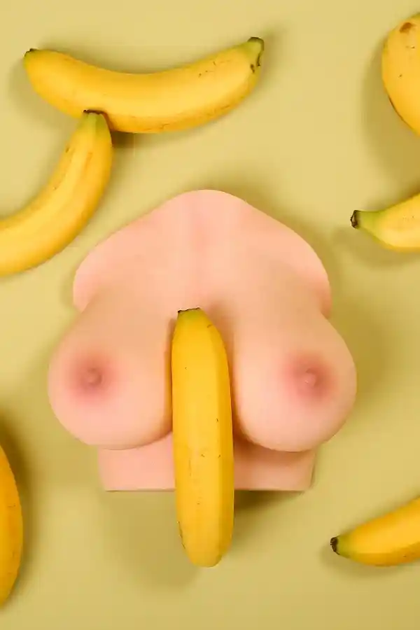 WM Dollsが160cmの最新MILFセックスラブドール「レナ」を発表。無料の第2ヘッド付き。