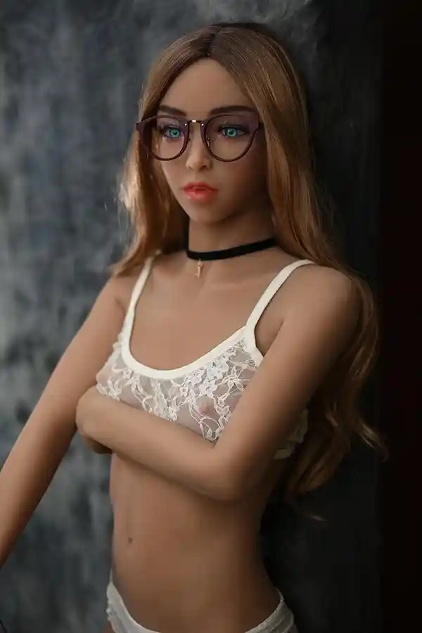 Youqu Doll エメリー 166cm レビュー - スリムで小胸のセックスドール