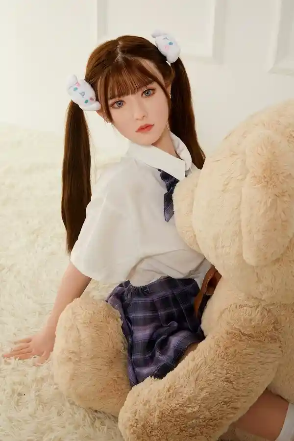 CST Doll Freya 143cm - リアルなセックスドールレビュー