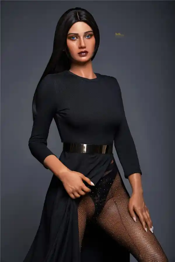 アイアンテックドールがアナヤ168cmを発表 - リアルなラテン系セックスドール体験