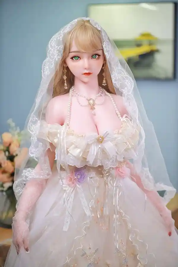 JY Dollが157cmのブロンドのファンタジーセックスドール「エレナ」を発表