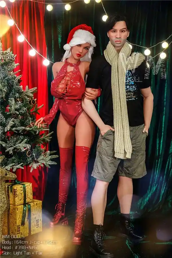 WM Dollsが175cmのハンサムな男性ラブドール「ポール」を発表。無料の2つ目のヘッド付き。