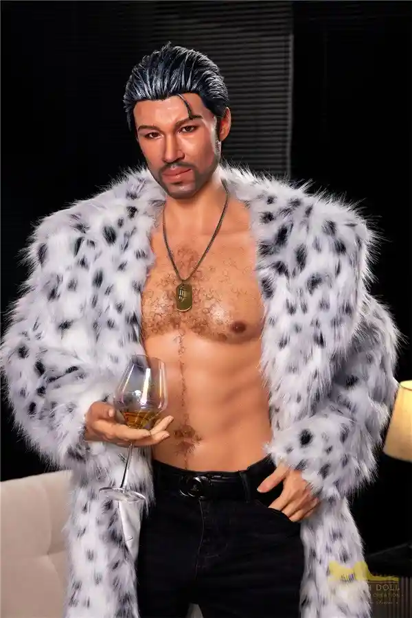 アイアンテック・ドールは、成熟した美学のための印象的な170cmの高級シリコンセックスドール、ドナルドを発表します