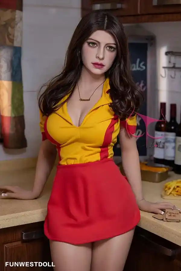 FunwestのMakenna 155cmリアルコスプレセックスドール