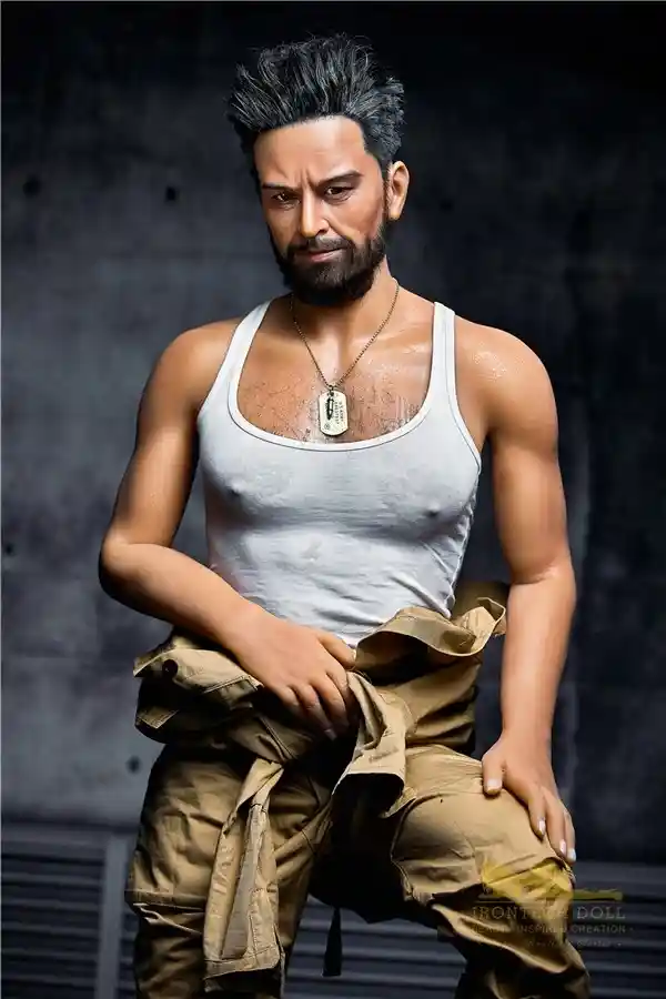 アイアンテック・ドールが175cmのリアルな成熟した男性用シリコンセックスドール「ワイアット」を発表