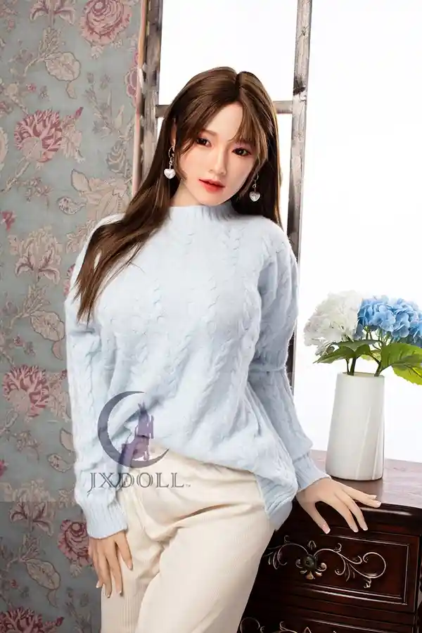 JXDoll Aria 160cm 成熟したシリコン製セックスドールレビュー：交換可能なヘッドとボディの特徴