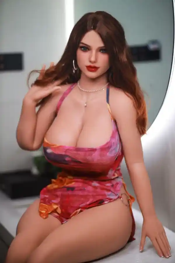 ファイアードールレビュー：リアルな熟女BBWセックスドール フィンリー 156cm（ヘッド2個無料付き）