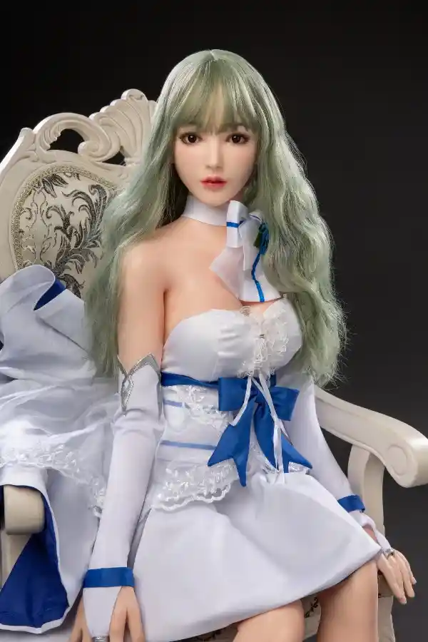 Youqu Doll Lillian 161cm 緑髪シリコンヘッドセックスドールレビュー：驚くほどリアルなコンパニオン