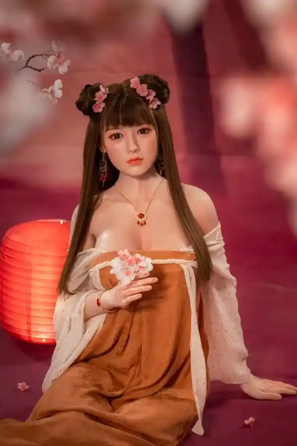 Dime Doll Kamryn 160cm 交換可能なヘッドとボディを備えた巨乳の中国製フルシリコンセックスドールの詳細レビュー