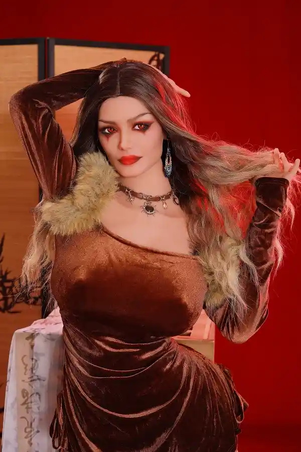 リフラノ・ドール - 身長168cm、巨乳ゴシック・セックスドール「ポーラ」の限定セール